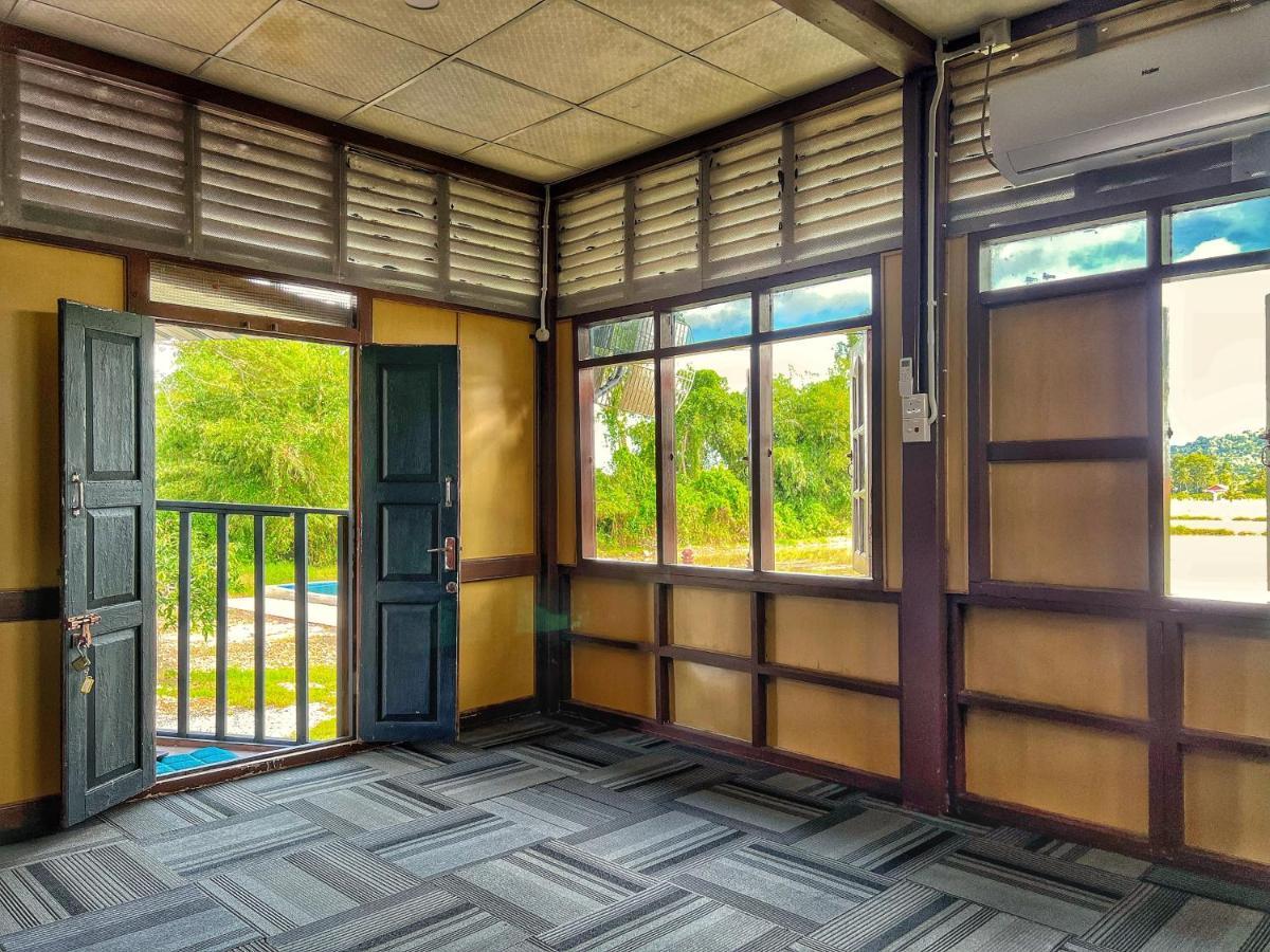 Kejora Homestay Кангар Екстер'єр фото