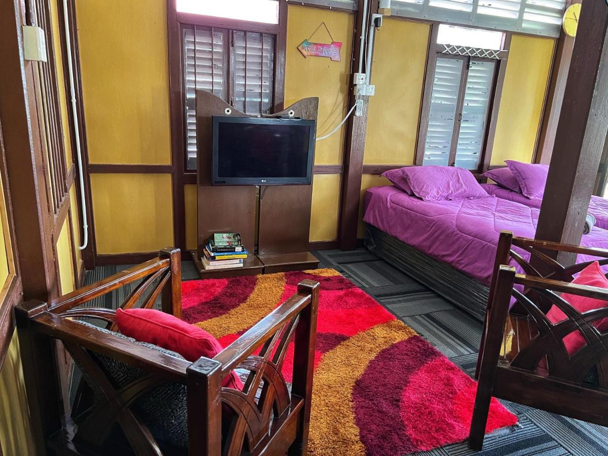 Kejora Homestay Кангар Екстер'єр фото