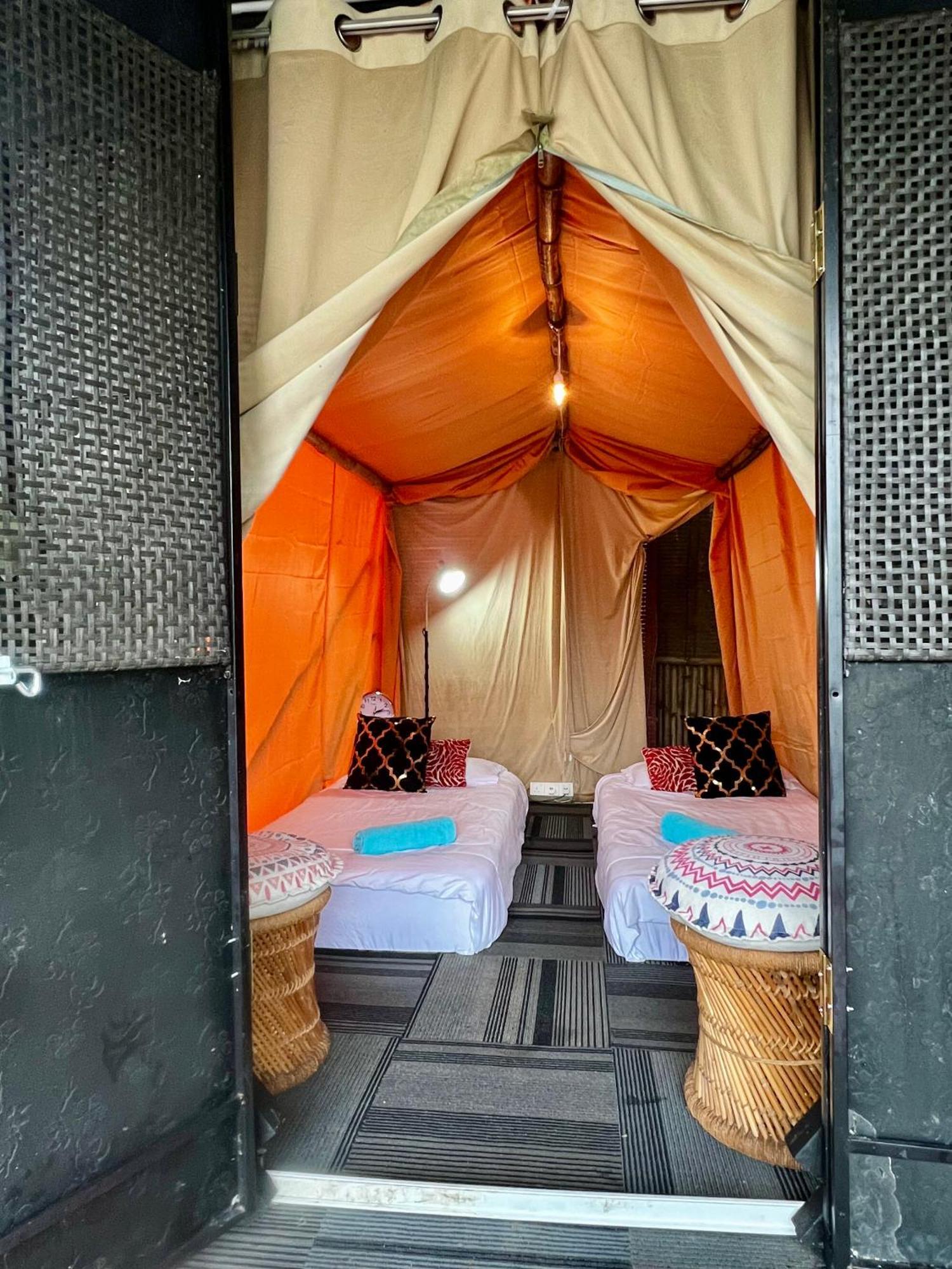 Kejora Homestay Кангар Екстер'єр фото
