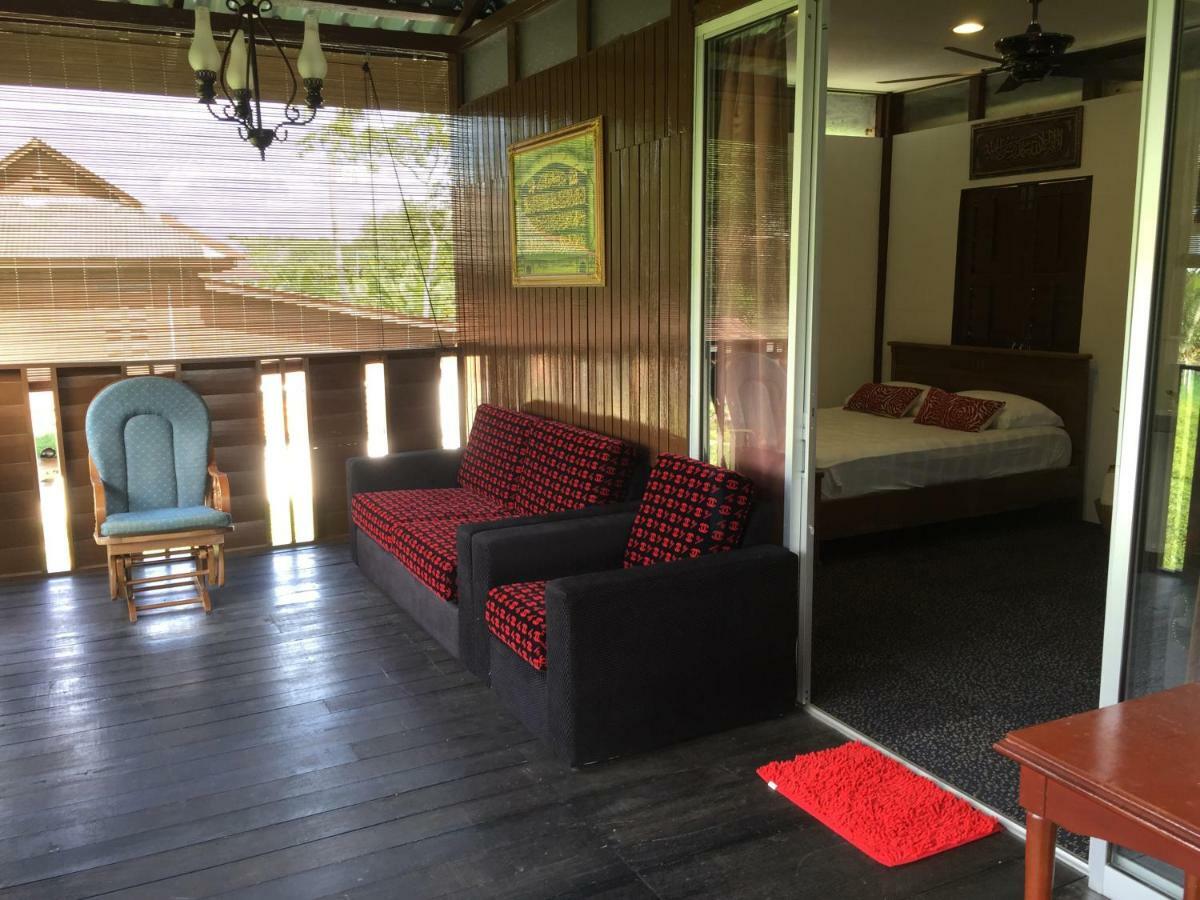 Kejora Homestay Кангар Екстер'єр фото